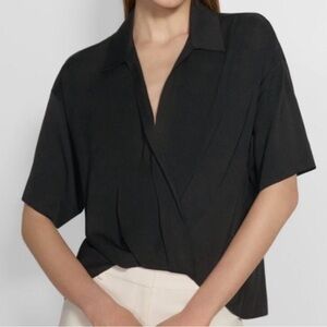 Theory Brand. Elegant Black Collared Short-Sleeve Blouse , Silk ⭐️🤩